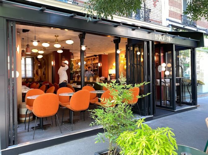 Restaurant Bistrot Chic à Paris, France