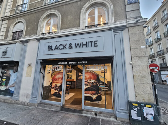 Restaurant Black & White Burger Rennes à Rennes, France