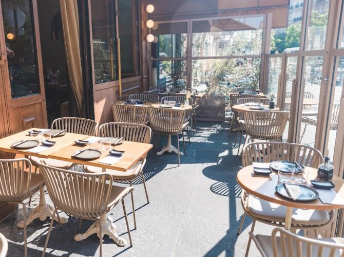 Restaurant Bloom Sushi Wagram à Paris, France