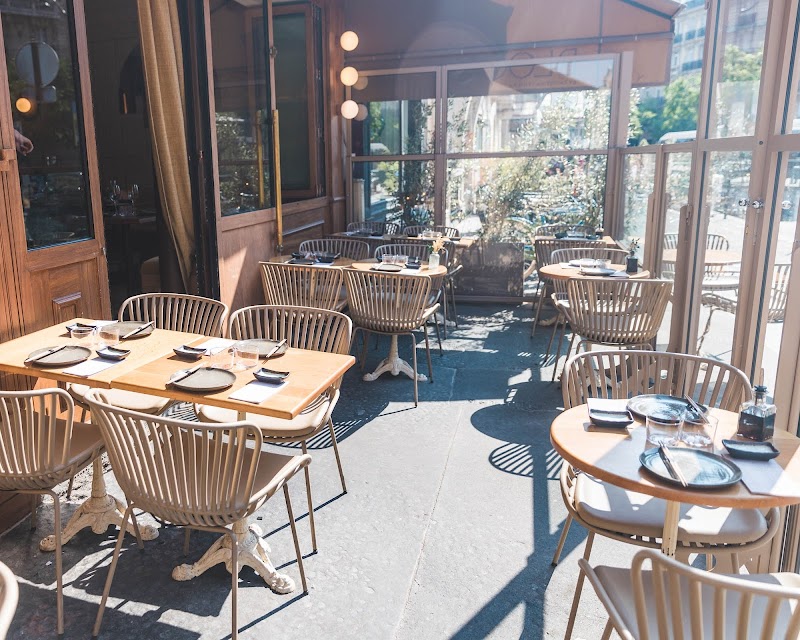 Restaurant Bloom Sushi Wagram à Paris, France