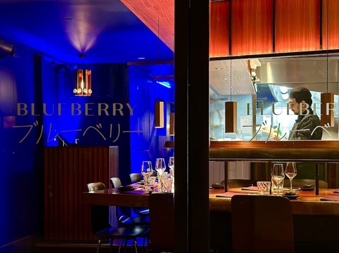 Restaurant Blueberry Maki Bar à Paris, France