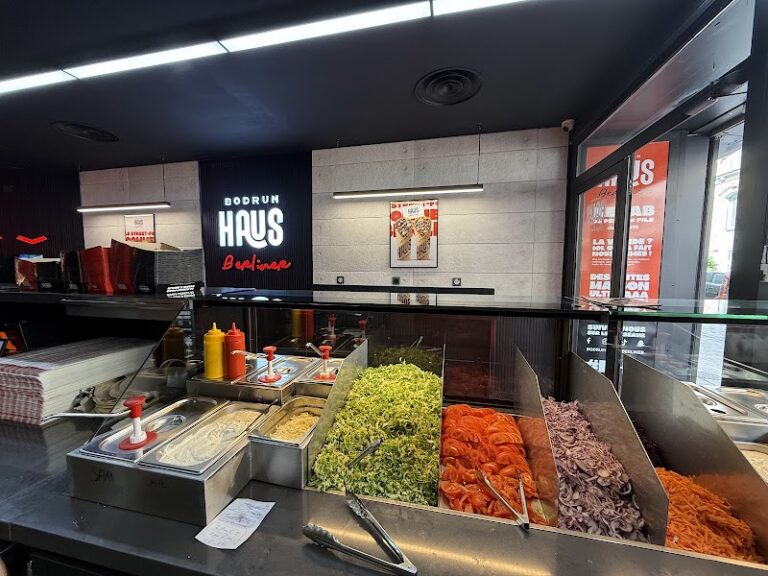 Restaurant BODRUM HAUS BERLİNER à Roubaix, France — photo 1