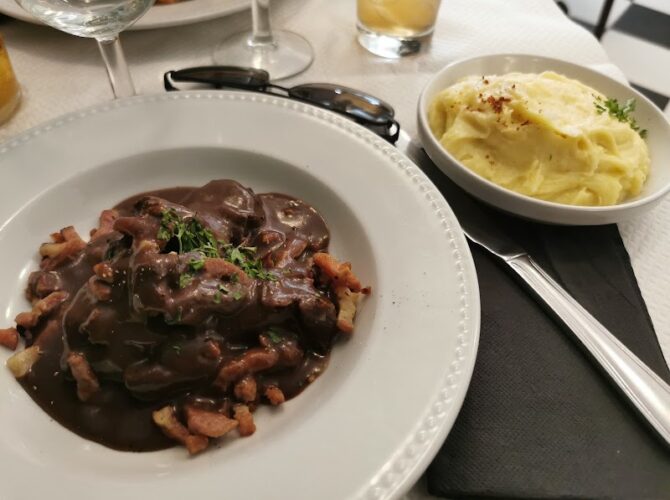 Restaurant Bouillon Armand à Bayonne, France