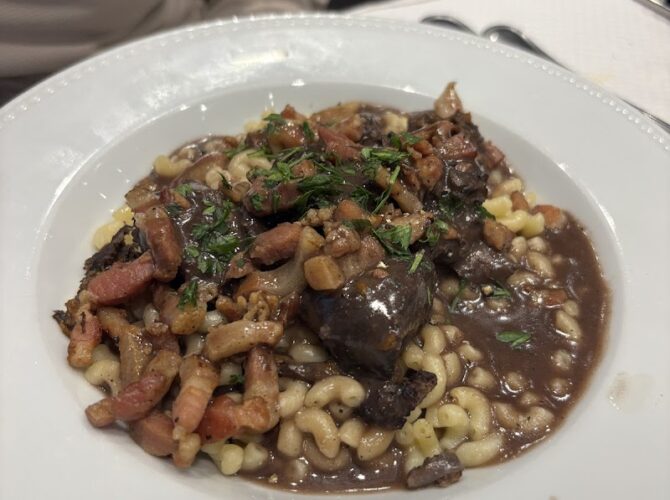 Restaurant Bouillon Armand à Bayonne, France