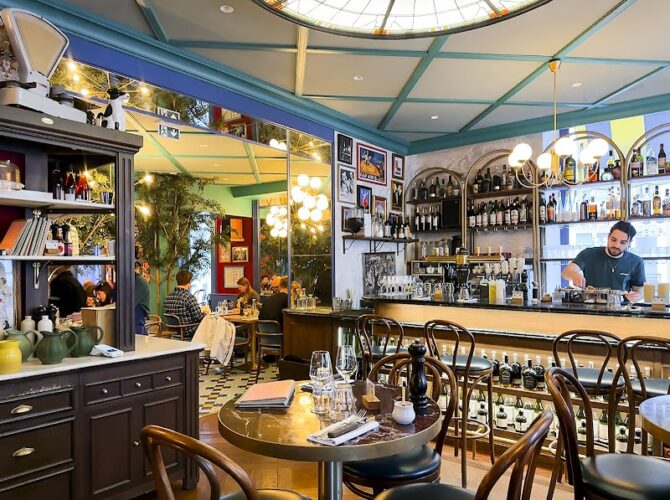 Restaurant Brasserie Dubillot à Paris, France