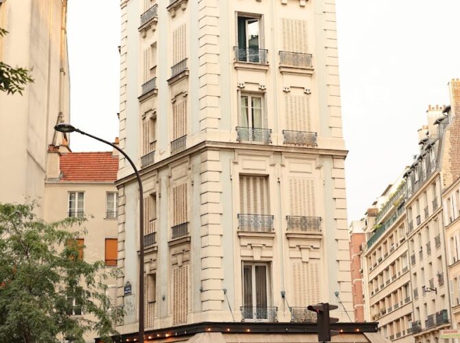 Restaurant Brasserie Lola à Paris, France