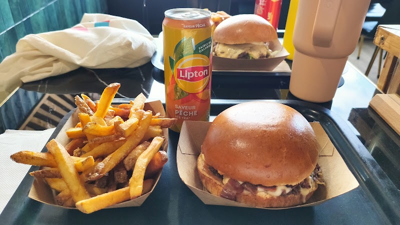 Restaurant Burgeriste à Champs-sur-Marne, France