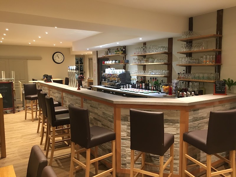 Restaurant Café de la Place à Boussac, France