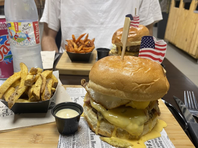 Restaurant CALIFORNIAN BURGER & COFFEE à Saint-Étienne, France