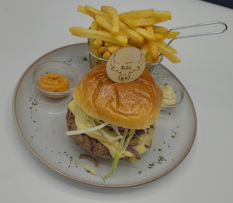 Restaurant Campus Food Court à Champs-sur-Marne, France