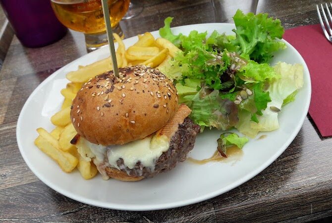 Restaurant Caribou à Les Déserts, France