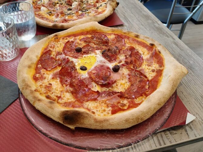 Restaurant Casa Pizza RO-MA à Dijon, France