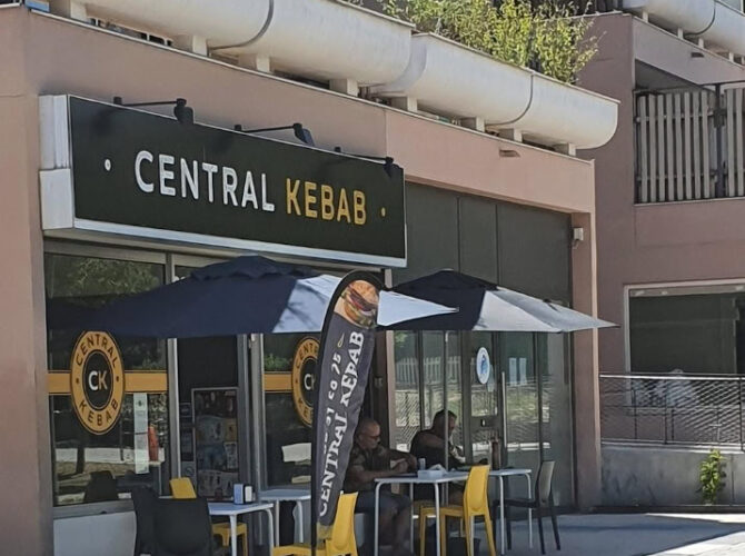Restaurant CENTRAL KEBAB QUETIGNY à Quetigny, France