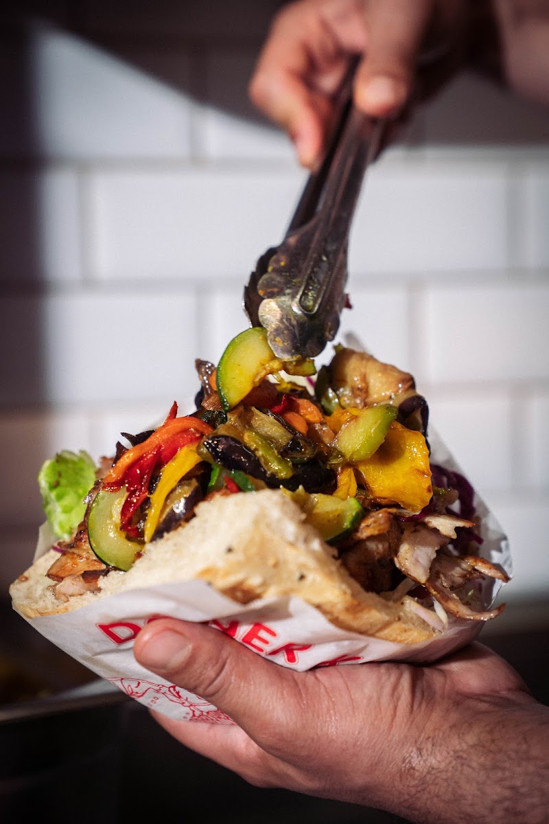 Restaurant CHËF – berliner kebab | LUMIÈRE à Lyon, France