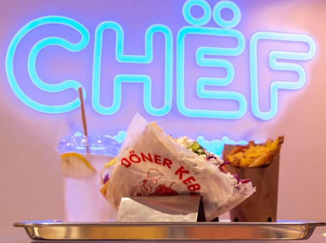 Restaurant CHËF – berliner kebap à Lyon, France