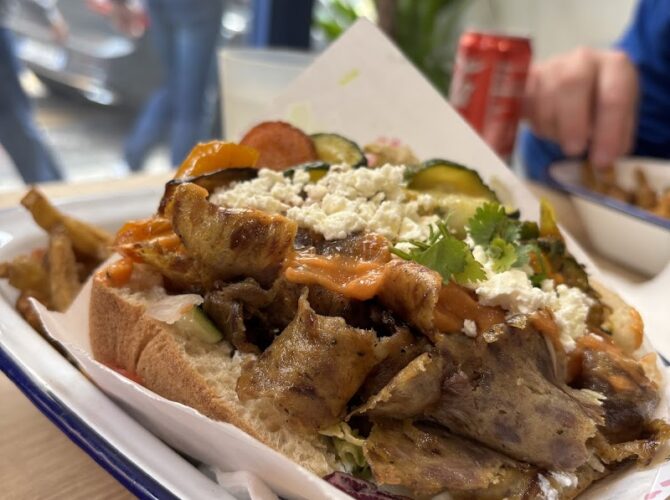 Restaurant CHËF – berliner kebap à Lyon, France