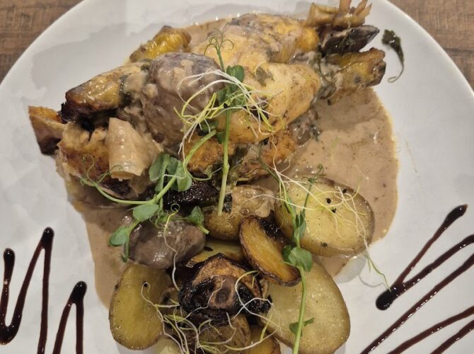 Restaurant Chez les Poulettes à Bayonne, France