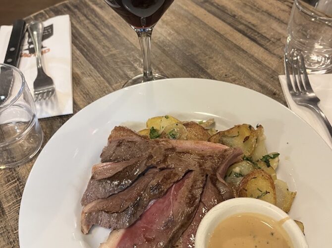 Restaurant Chez Papa Montparnasse vavin à Paris, France