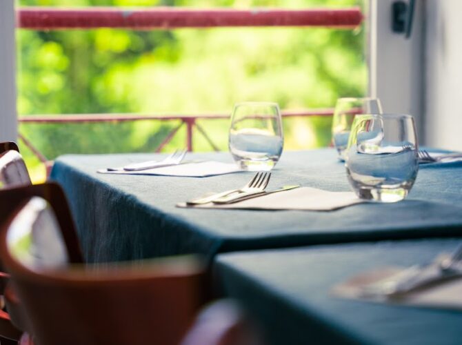 Restaurant Chez Raymonde Crêperie, moules frites, traiteur à Guilers, France