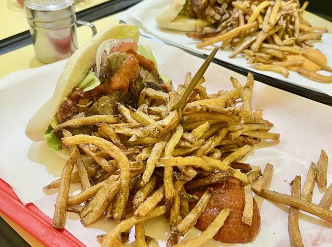 Restaurant Chez Théo à Rennes, France