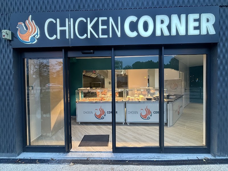 Restaurant Chicken Corner à Champs-sur-Marne, France