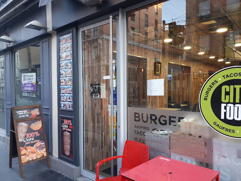 Restaurant City Food à Lyon, France