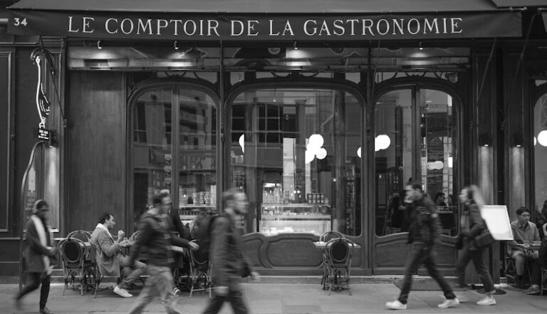 Restaurant Comptoir de la Gastronomie à Paris, France