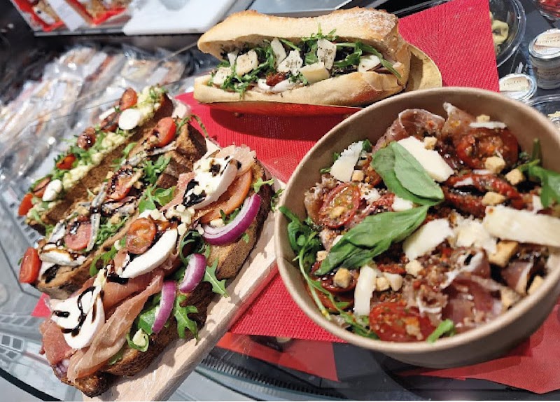 Restaurant Cucina à Champfleury, France