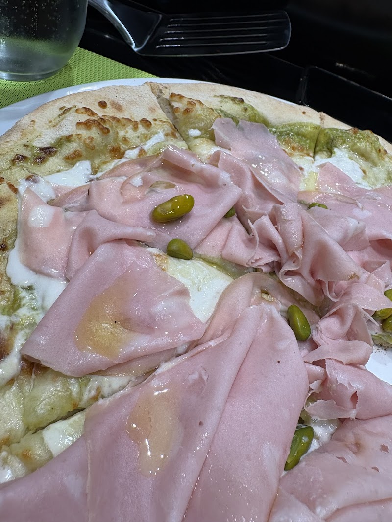 Restaurant Cucina à Champfleury, France