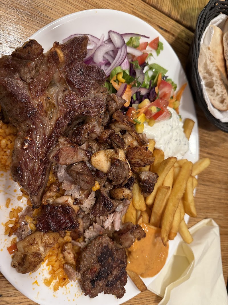 Deniz Restaurant à Paris, France