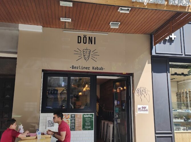 Restaurant Döni Berliner Paris à Paris, France