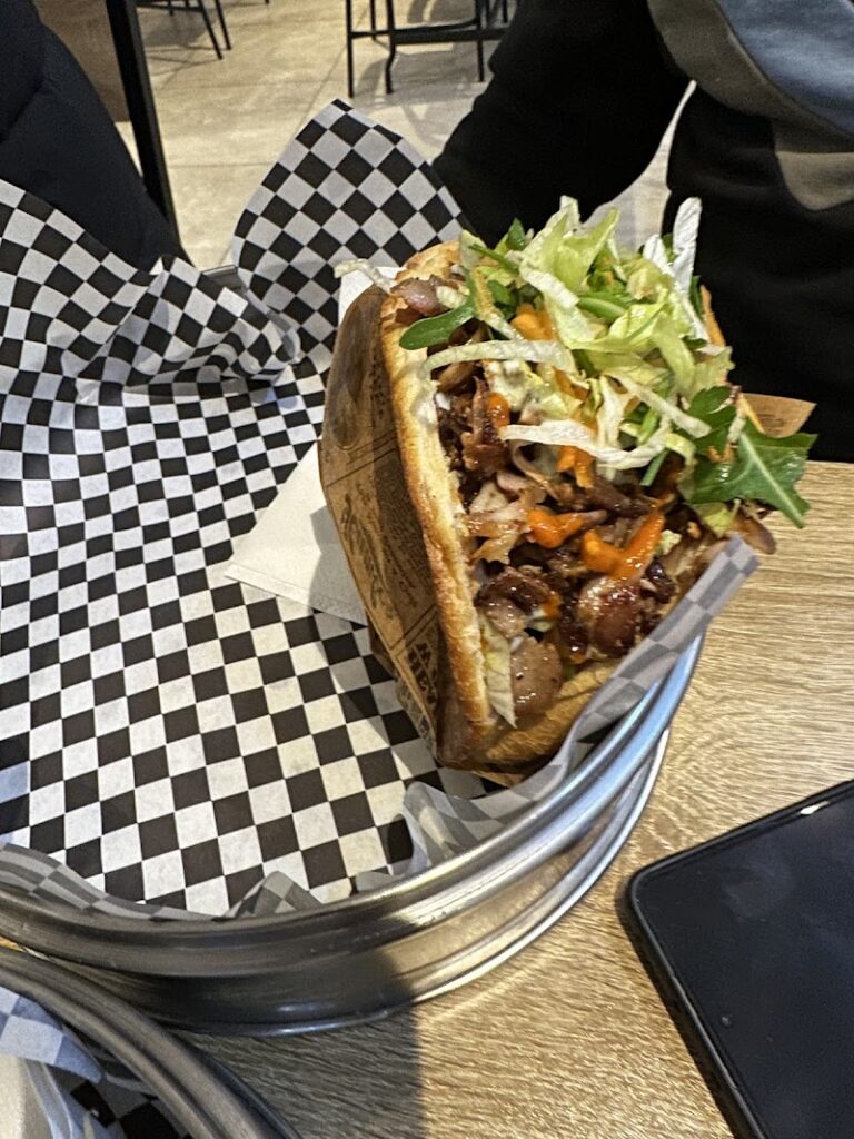 Restaurant Döni Berliner Paris à Paris, France