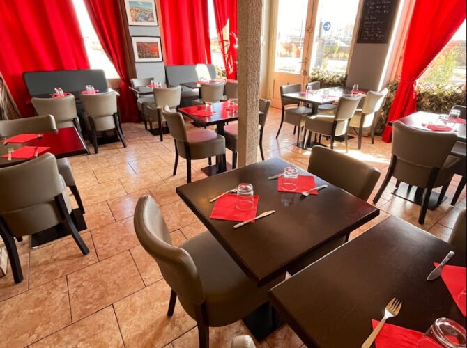 Restaurant Du Monde à Lyon, France