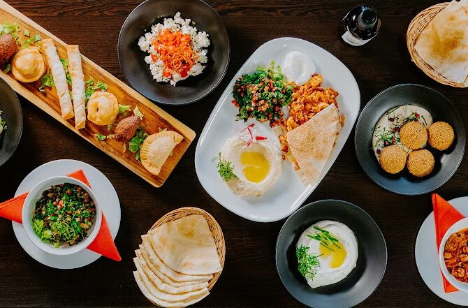 Restaurant Du Monde à Lyon, France