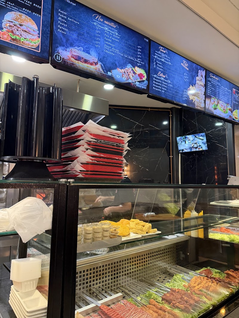 Restaurant Dürüm Kebab 2 à Marseille, France