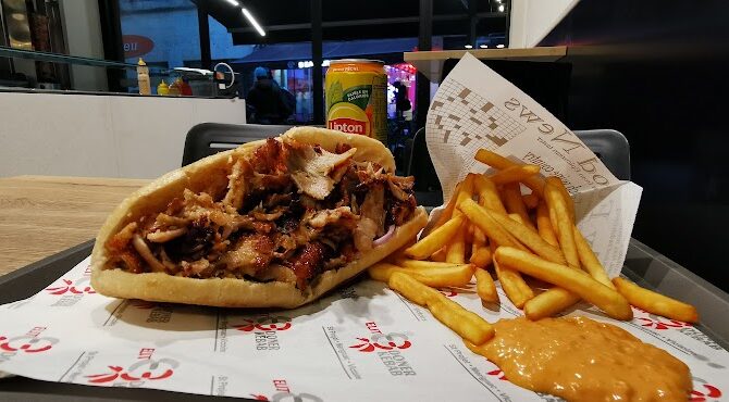 Restaurant Elit Doner Kebab à Bordeaux, France