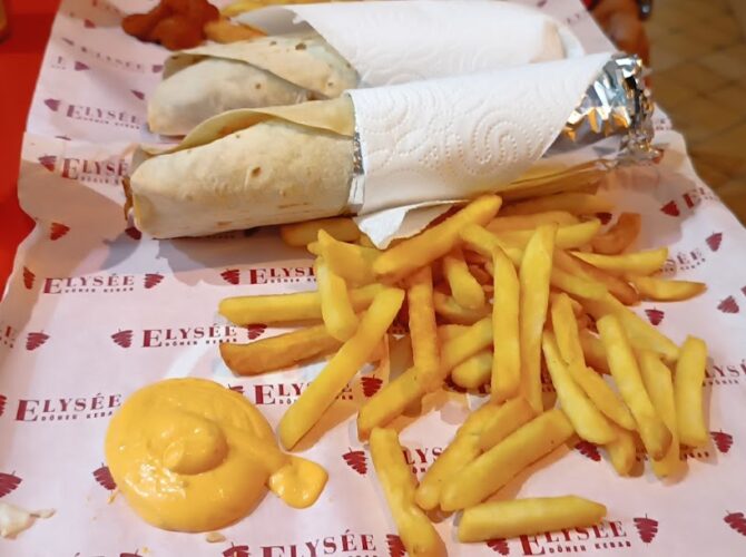 Restaurant Elysée Doner Kebab St Projet à Bordeaux, France