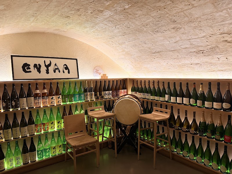EnYaa (Restaurant & Cave à Saké et Champagne) à Paris, France