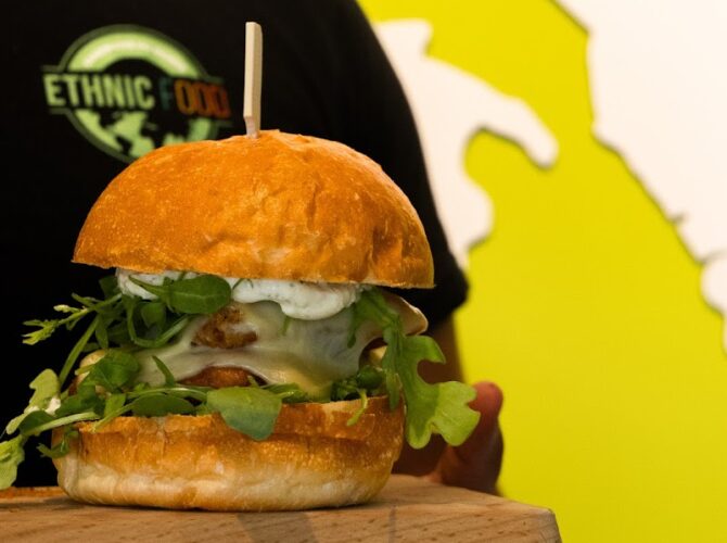 Restaurant Ethnic Food à Rennes, France