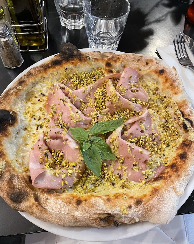 Restaurant Figlio by Fiston – Cuisine italienne & pinsa à Lyon, France