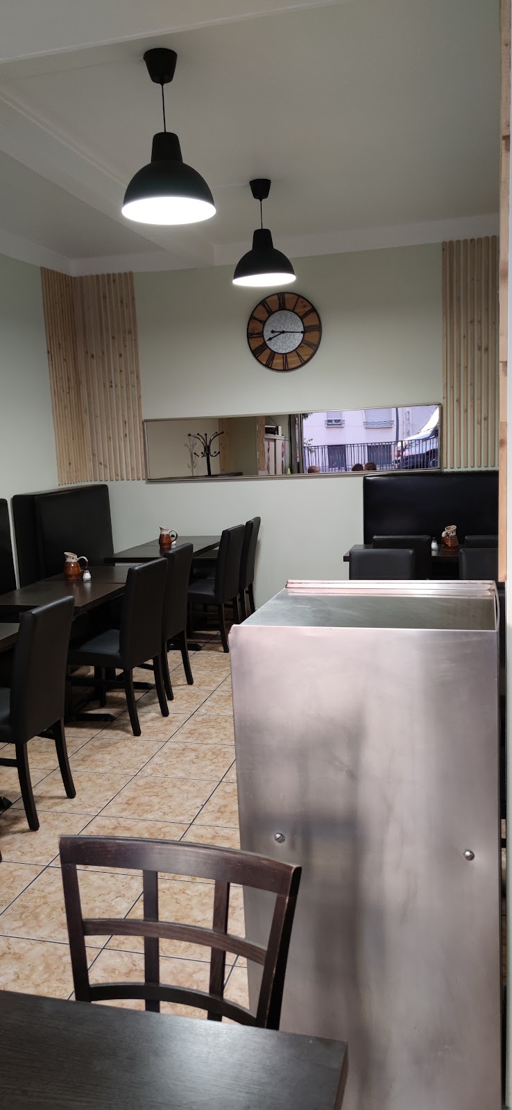 Restaurant First One Pizza à Villejuif, France