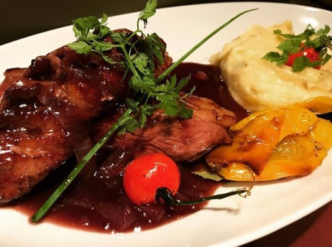 Restaurant Fiston – Bouchon Lyonnais (rue Saint-Jean) à Lyon, France