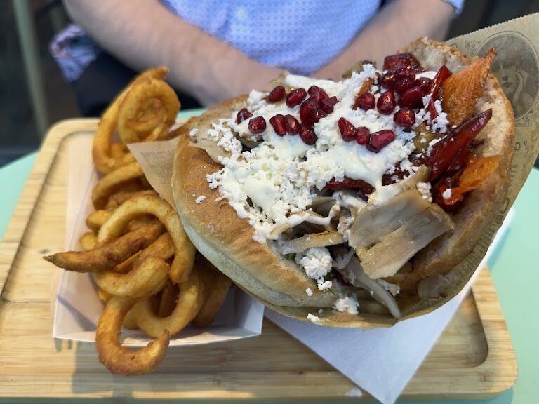 Restaurant Fleisch & Gemüse – Tours nord à Tours, France — photo 1