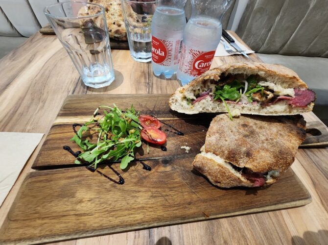 Restaurant FOCA ET BROTHERS à Strasbourg, France