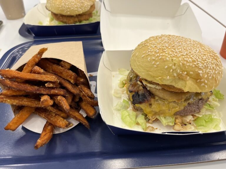 Foodies Restaurant – Dijon Faubourg Raines à Dijon, France — photo 1