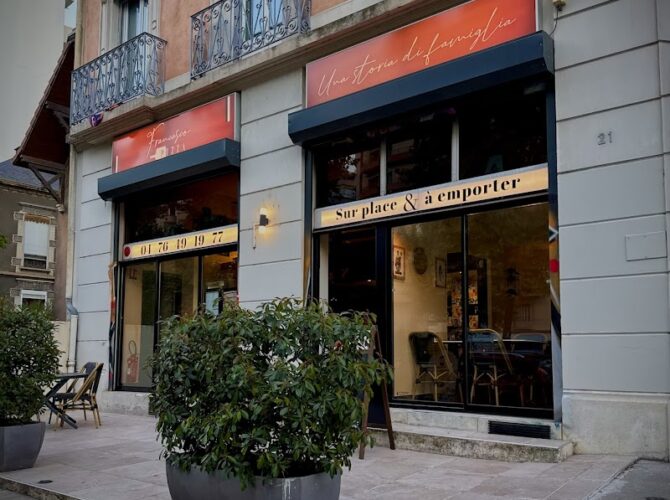 Restaurant Francesco Pizza à Grenoble, France