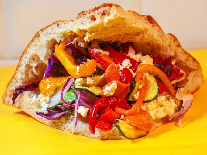 Restaurant Frisch süßes – Berliner Kebap à Marseille, France