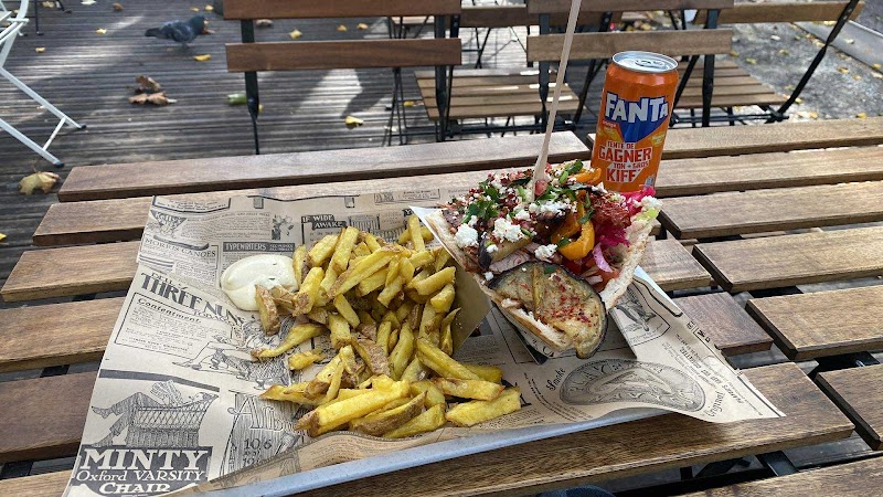 Restaurant Frisch süßes – Cağ kebap à Marseille, France