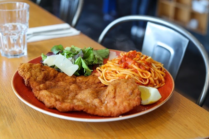 Restaurant Fuxia Brest Port de Commerce à Brest, France