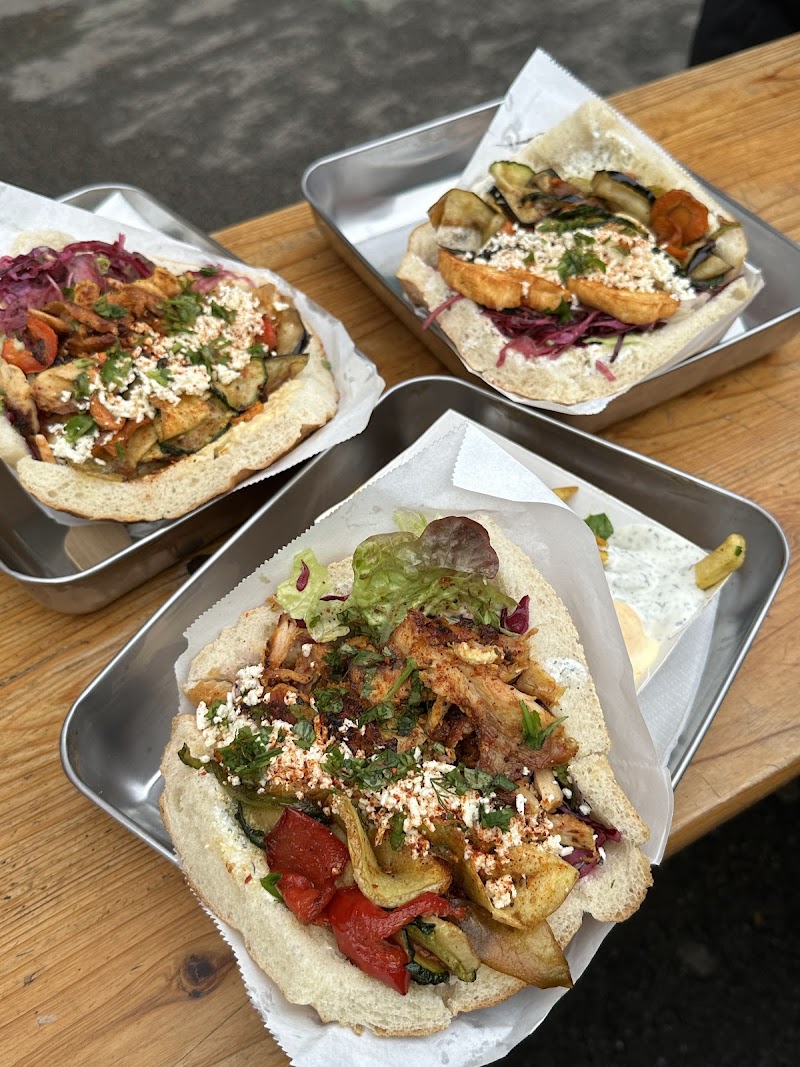 Restaurant GEMÜSE – Berliner Kebap à Paris, France